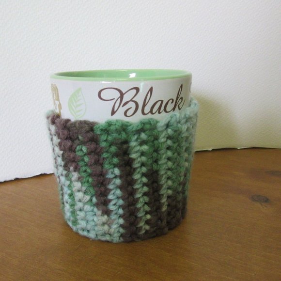 Green Coffee Mug Cover Keep It Hot Cozy Cup Sleeve Crochet Cozi Tea Drink NWT - Picture 2 of 7